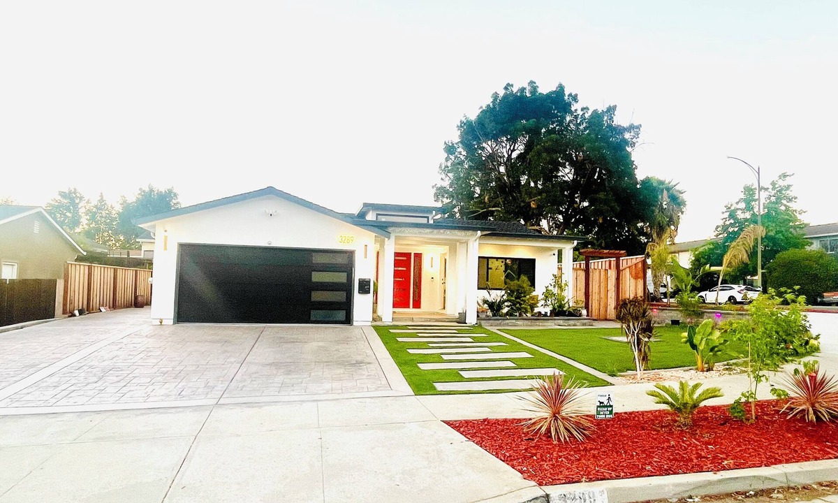 East San Jose House | 1 Cozy Private Entrance -bedroom house Silicon Valley in charming San Jose