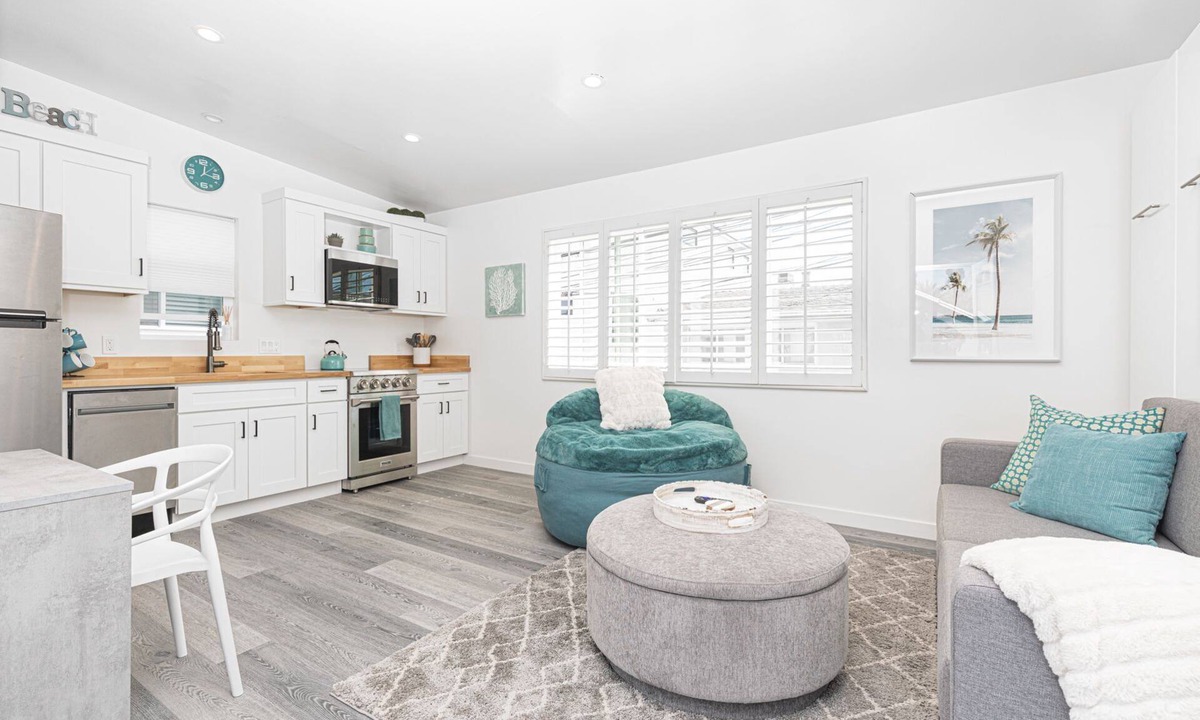 West Newport House | 30+ Night | Stylish Studio w/Sun Deck | Private Yet Central to the Newport Favorites!