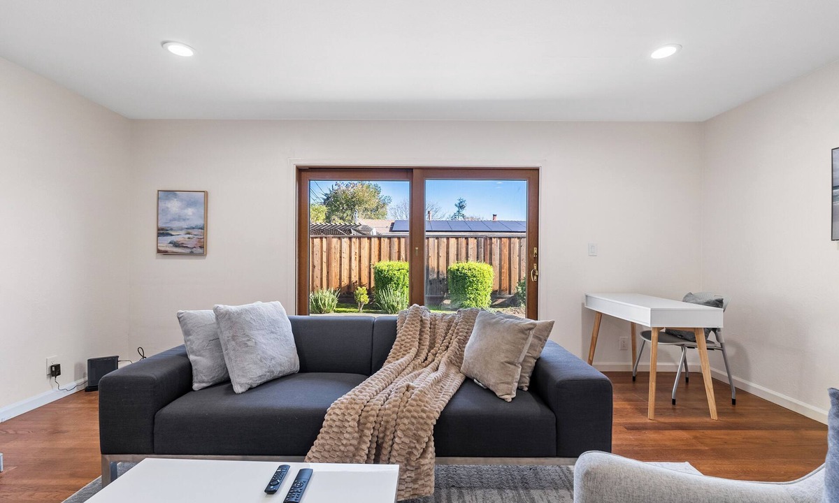 West San Jose House | 4B Bright Sanctuary｜Mainfloor bedroom｜Pets Allowed｜Garage Access #42333