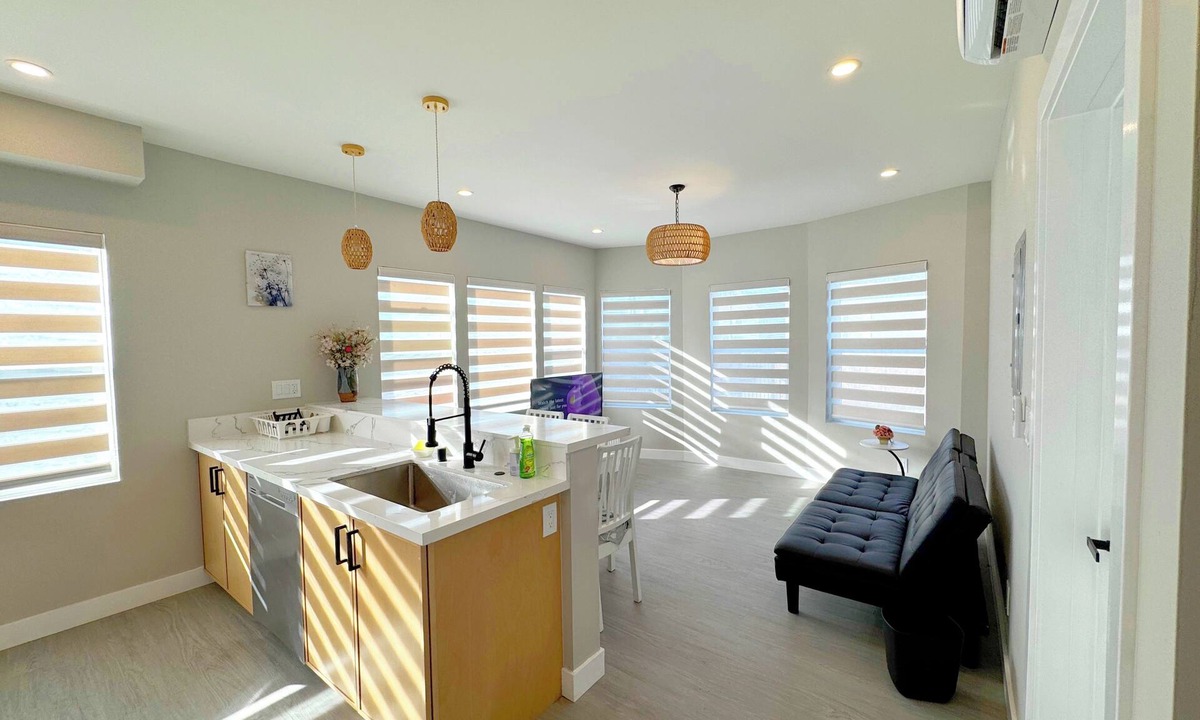 Paradise Park Apartment | 5708- Nice 2B1B Private Unit near FWY 580/24 & UCB