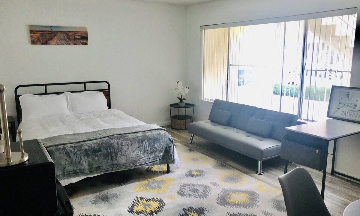 Sawtelle Apartment | Affordable studio in West LA, SM Beach, UCLA, SMC