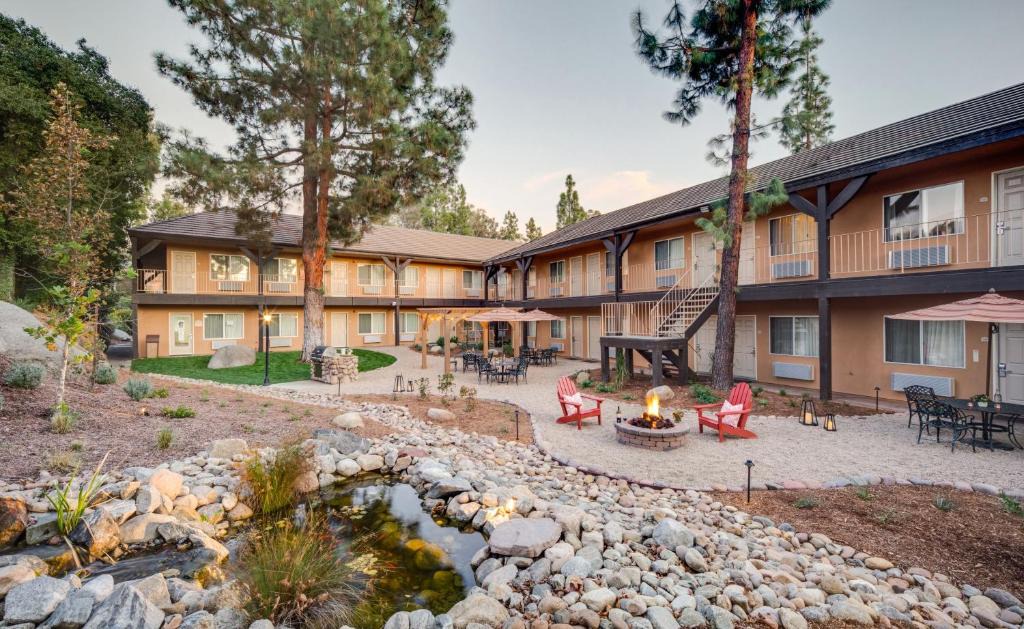 Alpine Hotel | Ayres Lodge Alpine
