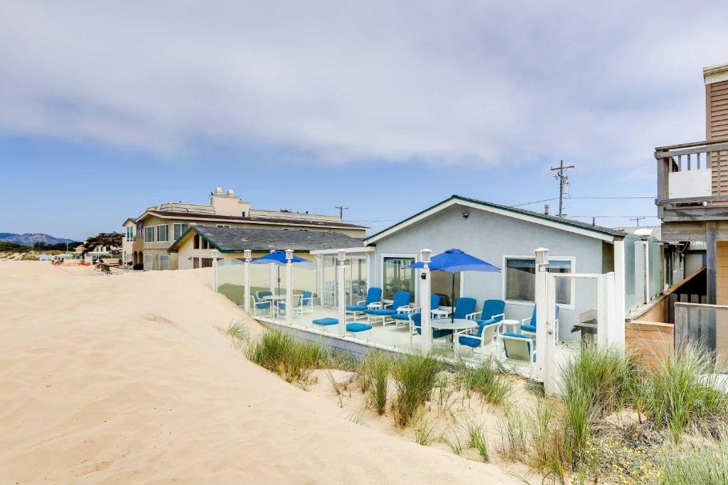 Oceano House | Between the Dunes: Breezy Beachfront Oceano Home!