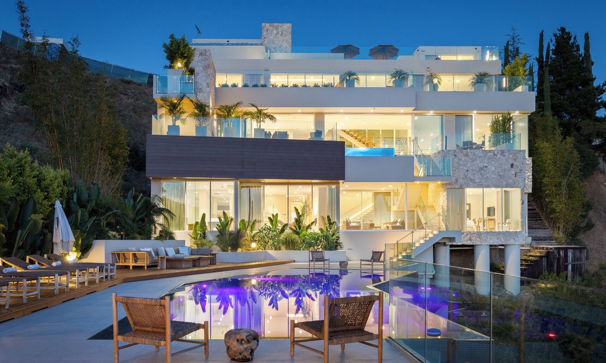 The Bird Streets House | Blue Lagoon: Ultra-Luxury View Estate Steps from the Sunset Strip