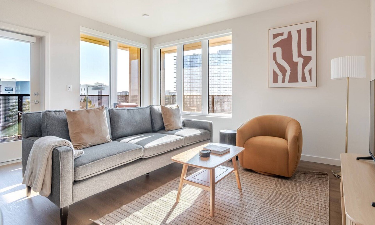 Santa Clara Apartment | Blueground | Santa Clara, pool, nr Central Park