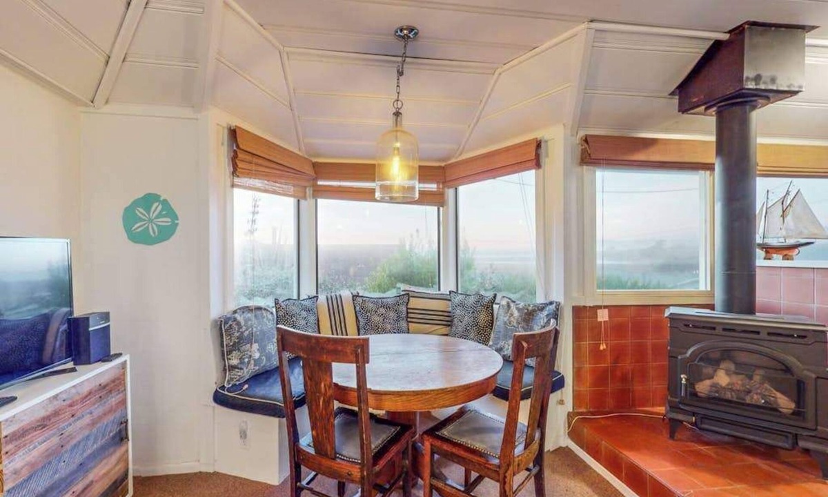 Salmon Creek House | Bodega Bay Bright Beach Cottage with Ocean Views & Fireplace