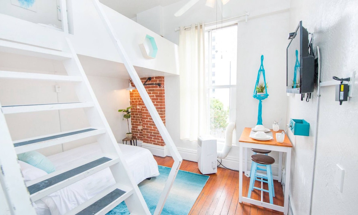 East Village House | Bright Loft in the Heart of Downtown San Diego!