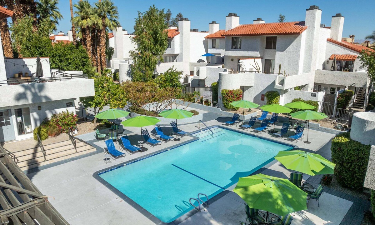 Baristo House | Caballeros Retreat - Downtown Condo w/Mountain Views