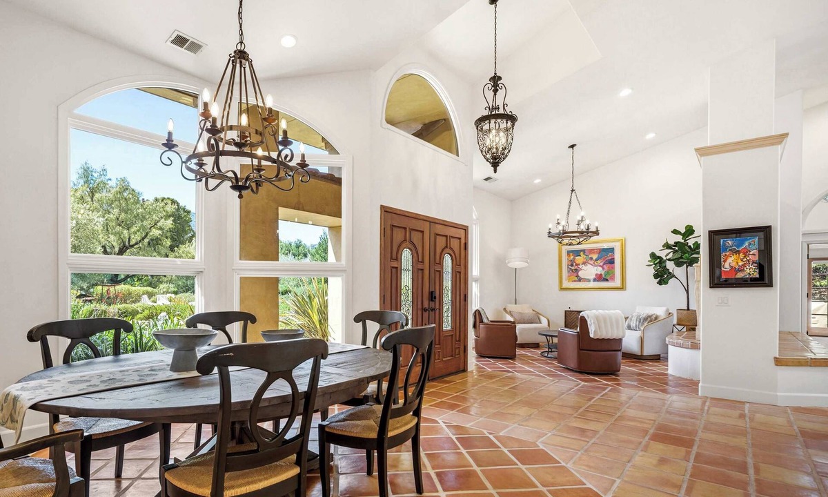 Carmel Valley House | Carmel Valley Sun Lodge | Private and Spacious