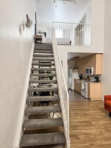 Cortez Hill Apartment | Charming 2nd Ave Lofts in Downtown San Diego with Parking