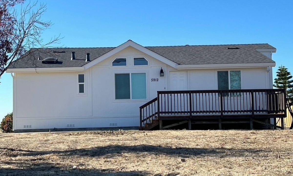 Castro Valley House | Charming and peaceful 3-bedroom house in delightful Castro Valley with VIEWS!