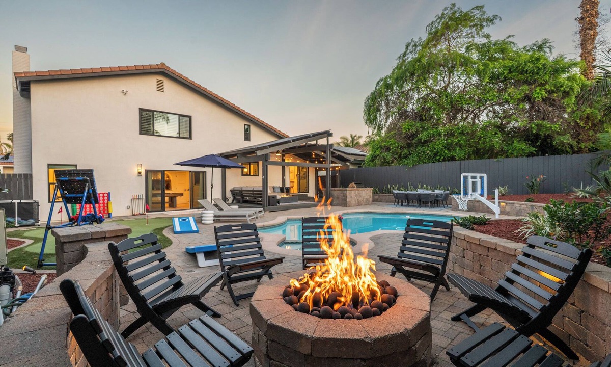 Encinitas House | Coastal Encinitas Oasis: Arcade, Pool, Spa, Putting Green, Minutes To Beach!