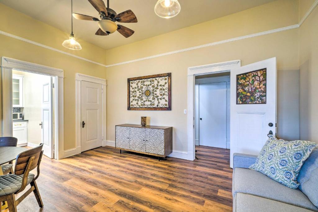 Carpinteria Apartment | Cozy Carpinteria Apartment: Walkable Location