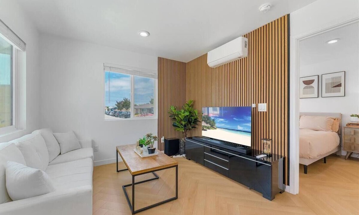 Fountain Valley House | Cozy Home in Fountain Valley Near Disneyland