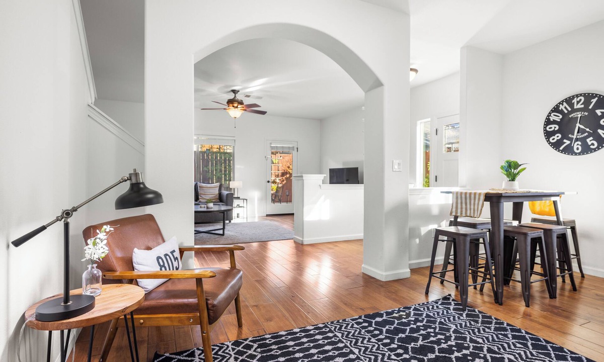 Paso Robles House | Downtown Paso Robles Private Patio + Walk to Tasting Rooms | Casa Robles