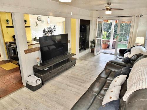 Eastside House | Eastside Garden Hideaway For 4 Perfect Location for World Cup Attendees