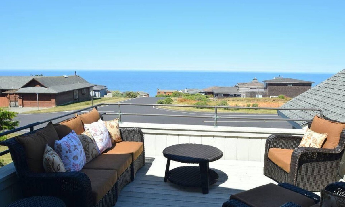 Dillon Beach House | Elegant Coastal Retreat with Ocean Views, Hot Tub & Dog Friendly