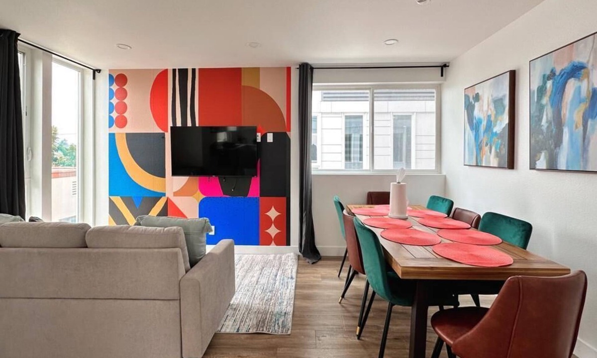 Mid City Apartment | Eminent and Notable 4B/2.5B Residence