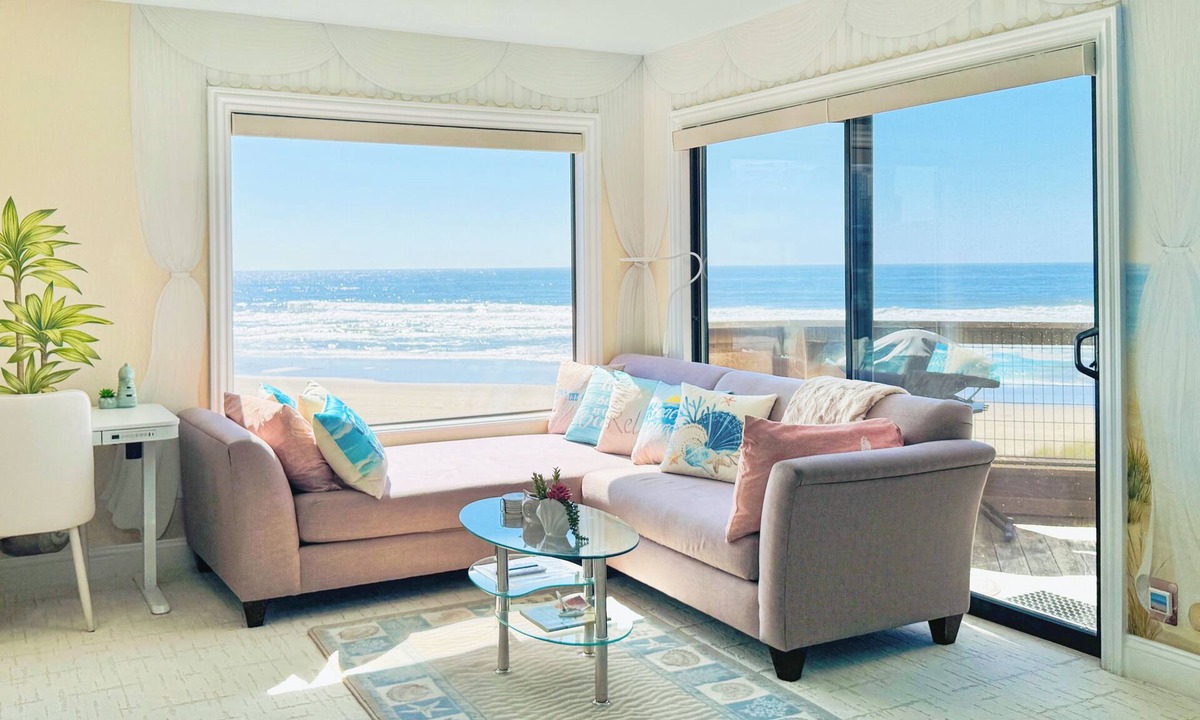Pajaro Dunes Condo | Epic 180° Ocean Views: Monterey to Santa Cruz + Stunning Mural Interior