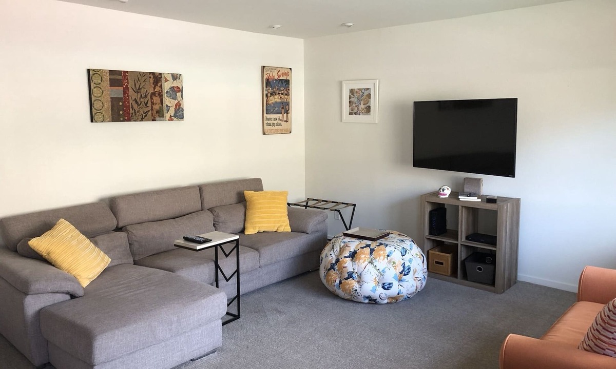 The Mesa Condo | Fully loaded PS getaway & gorgeous views