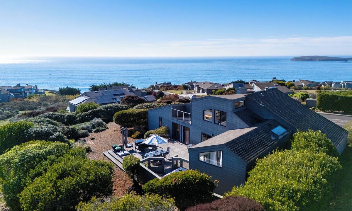 Bodega Bay House | Golf, Waves, & Seals! Bodega Bay Personal Resort! Ocean Vibes! HtTb~Sea Casa