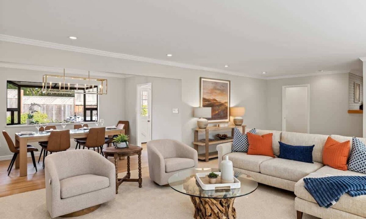 Del Monte Forest House | Gone Coastal 3BR 3BA all En Suite/Walk to Beach