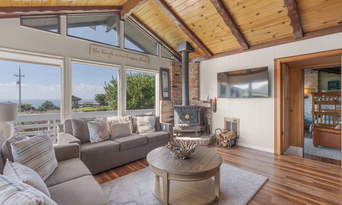 Manchester House | Irish Beach | Ocean Views, Hot-tub, Beach Access