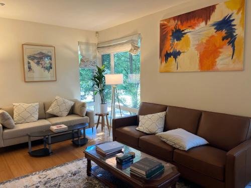 Palo Alto Apartment | Luxury 3 Bedroom 3 Bathroom Retreat Near Stanford Meta Gooogle