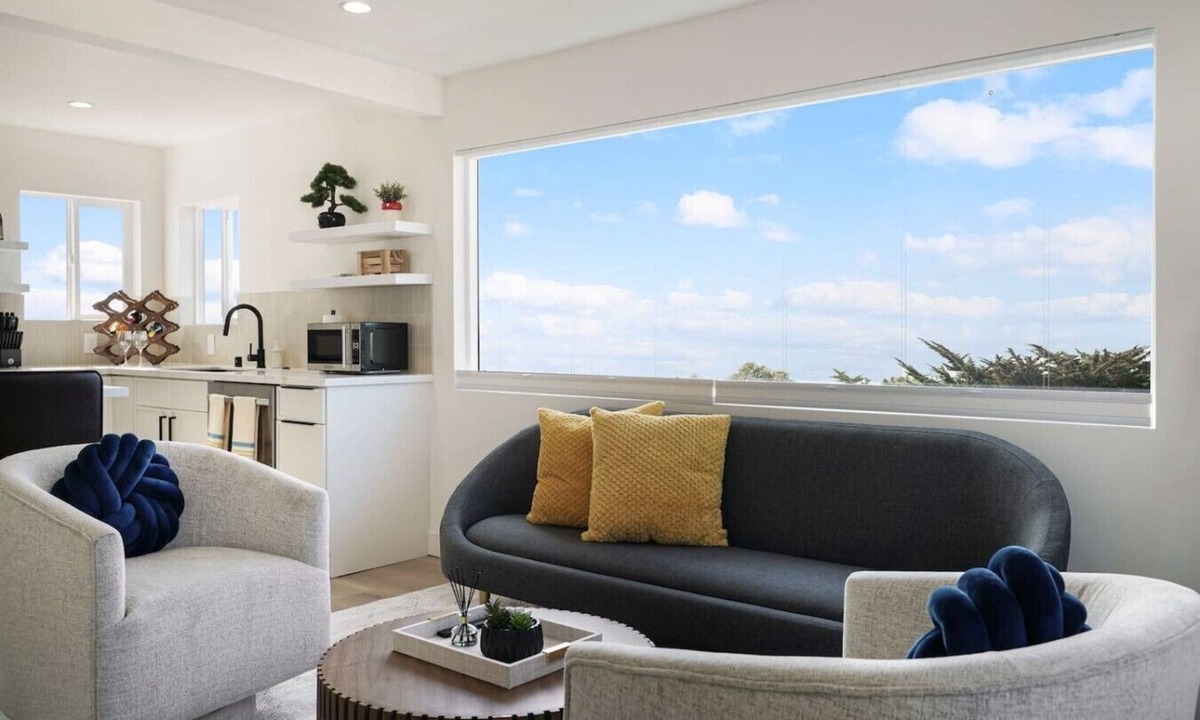 Pacifica Apartment | Luxury 3BR/2Bath Home w/Ocean Sunset Views, & Yard