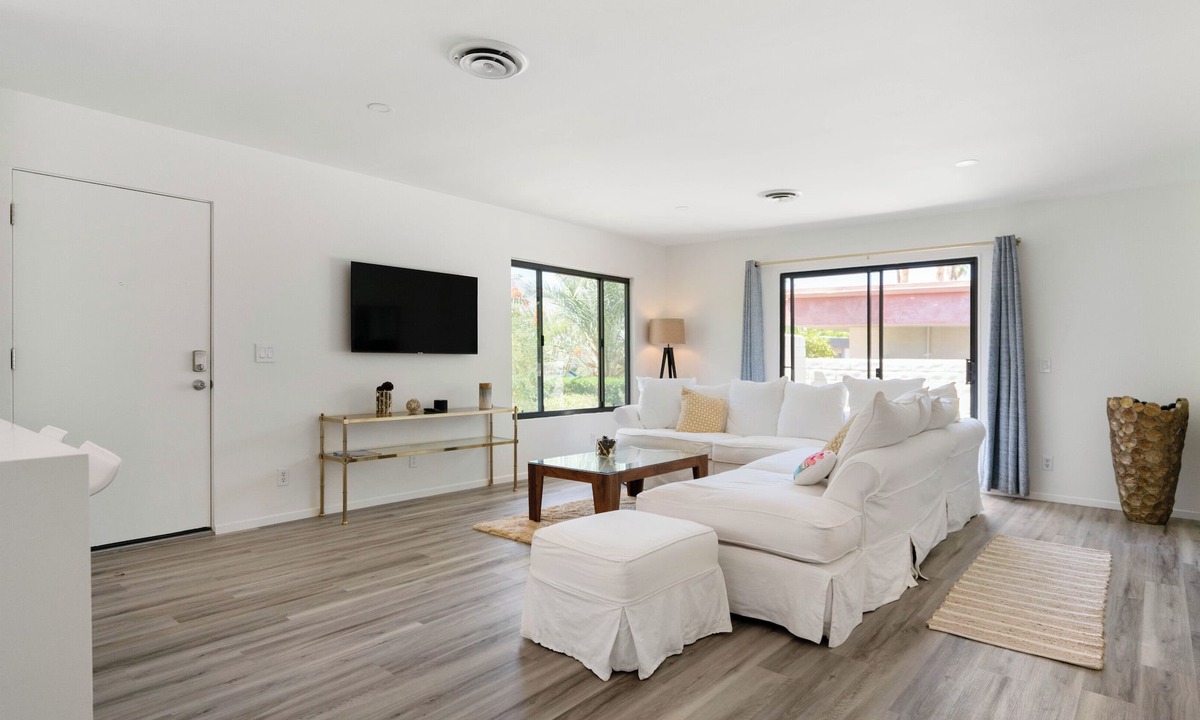 Deep Well Ranch Condo | Luxury Deepwell Estate Escape