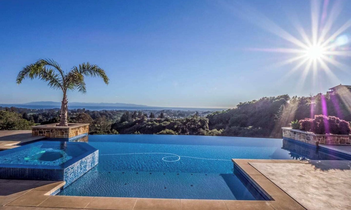 Soquel House | Majestic Soquel Home with Infinity Pool, SPA & theater room, Monterey Bay Views