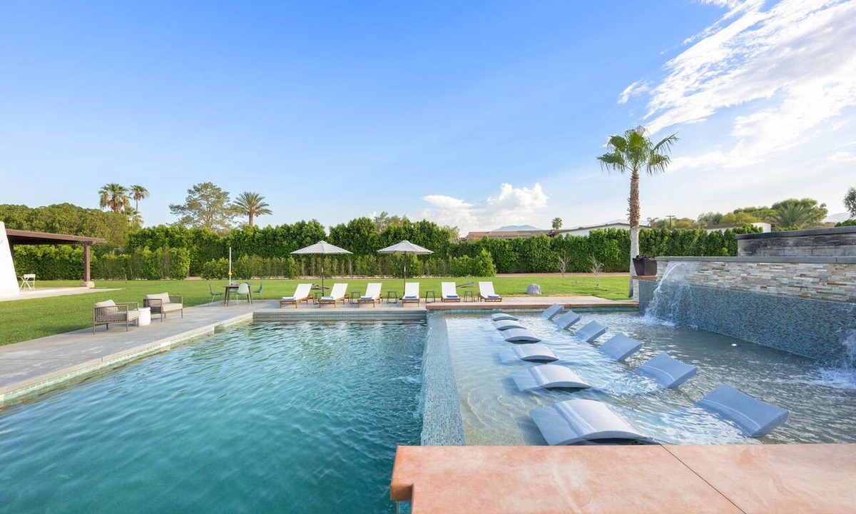 Bermuda Dunes Villa | Mansion with Pool & Indoor Tennis, Sleeps 20 | Starlight Estate by AvantStay