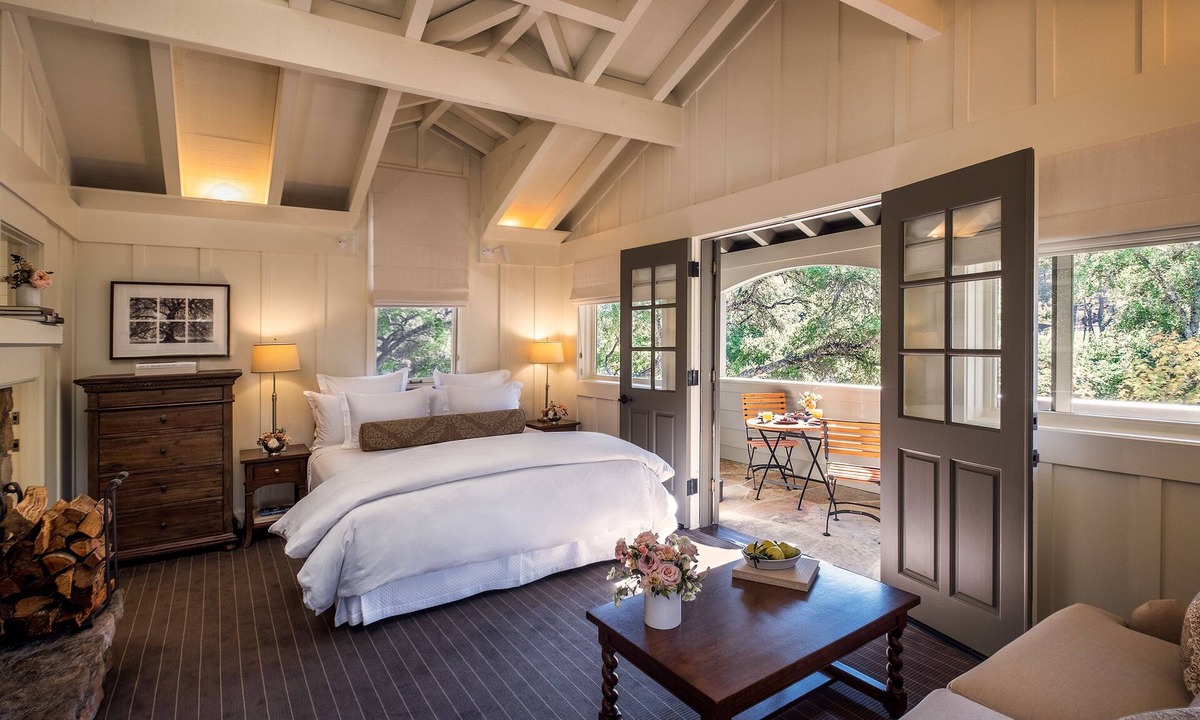 Deer Park Hotel | Meadowood Napa Valley