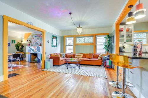 New Era Park House | Midtown Oasis - BBQ, Deck, Games & Artistic Vibes