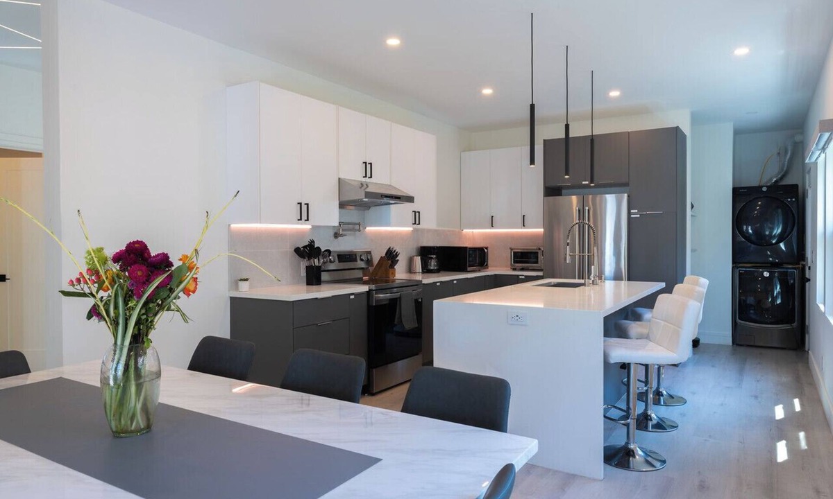 North Central House | Modern 3BR/3BA House 8min from SFO w/Free Parking