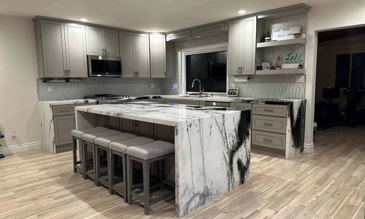 Harbor House | Modern Home w/Gameroom near Airport Beaches Disney