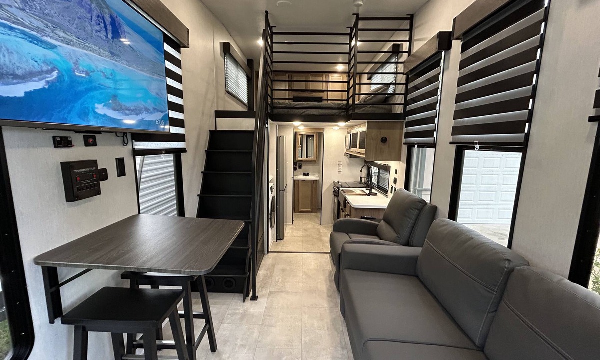Penn Valley House | New tiny house near Grass Valley - hot tub access!