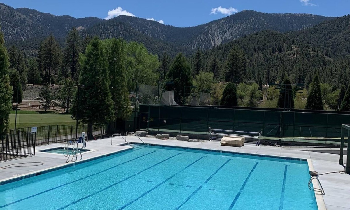 Pine Mountain Club Cabin | Our July discounts just for you! The pool is open. We have peace and quiet.