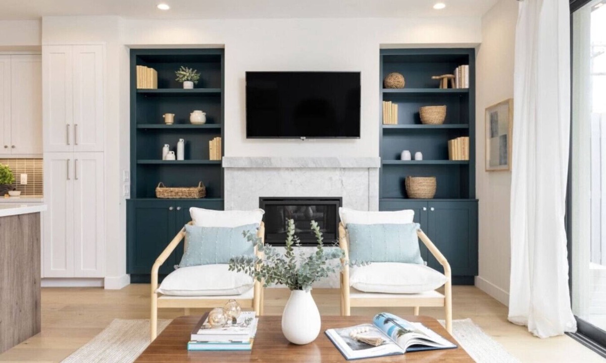 Townsite House | Pacific Villa - Ocean Views, Parking, AC, Fire Pit