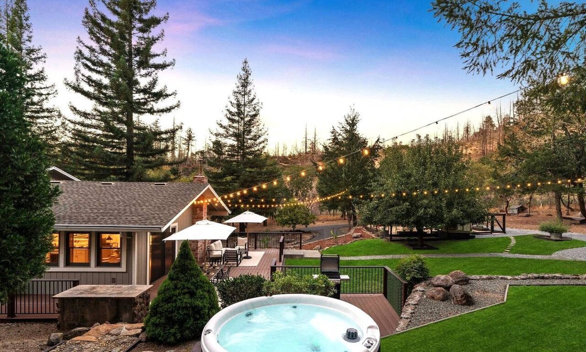 Santa Rosa House | Private 2-Acre Retreat Near Sonoma & Napa with Hot Tub and Play Structure