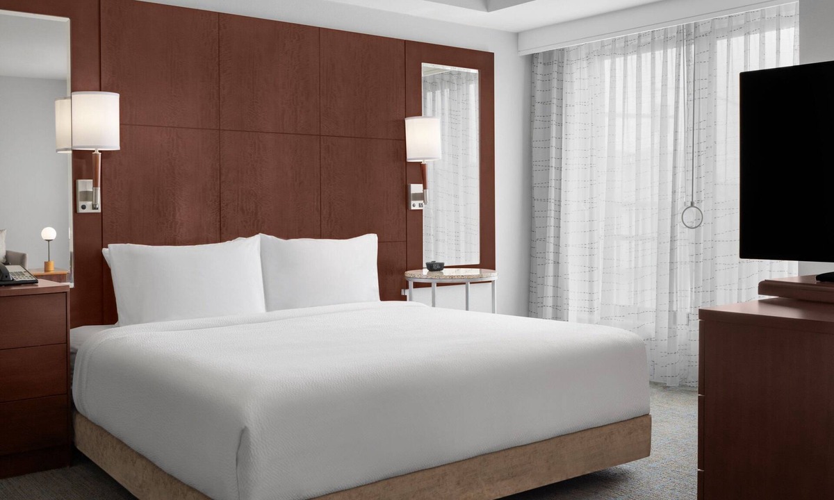 Downtown Burbank Hotel | Residence Inn by Marriott Los Angeles Burbank Downtown