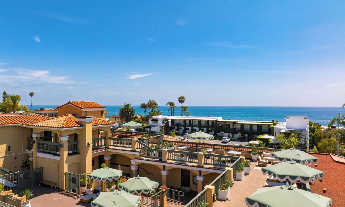 Laguna Beach Hotel | Rooftop Ocean Views, Pool + Hot Tub | Walk to Beach, Prime Laguna Beach Location