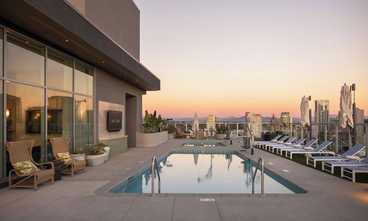 Downtown San Diego Apartment | Rooftop Spa + Pool | Fitness Center | Prime Little Italy | Ancora by AvantStay
