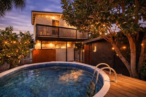 Fairmount Park House | San Diego Luxxe Retreat-Pool, Hot Tub & Speakeasy