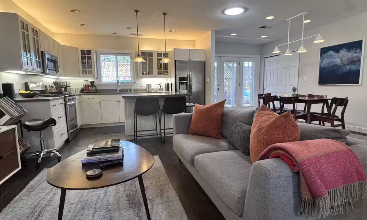 Boyes Hot Springs House | Soak, Sip, and Stay. Sonoma Retreat Near the Plaza