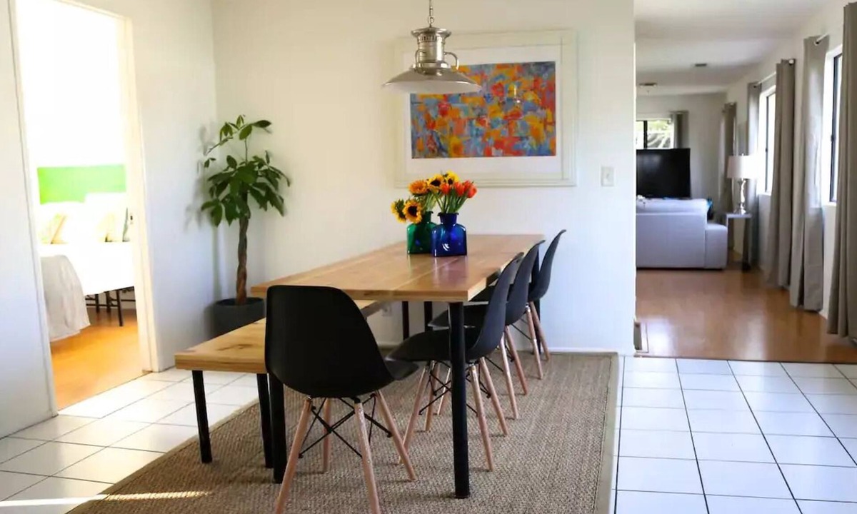 Carlson Park House | Spacious 4BR 2BA w/Lg Patio Perfect for Family&Friends Prime! Westside Location