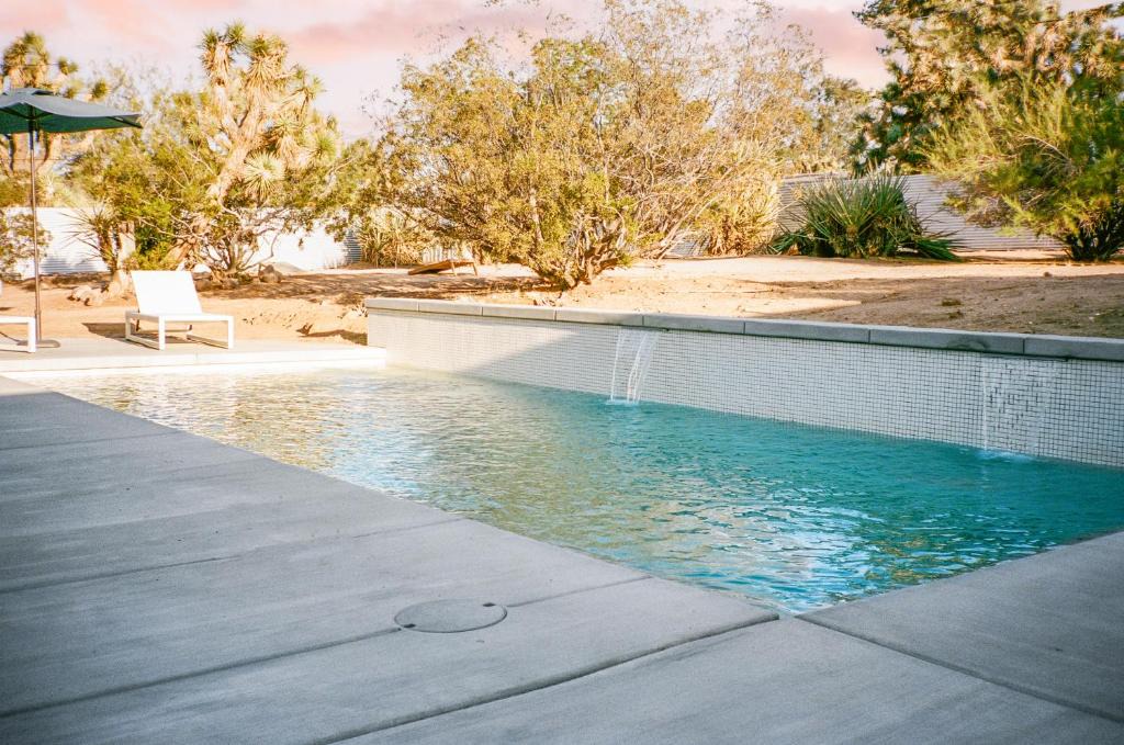 Yucca Valley House | Sunburst by AvantStay NEWLY ADDED POOL 5 MINS TO TOWN