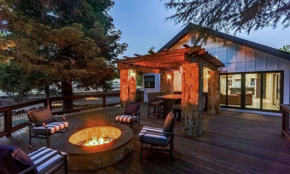 Healdsburg House | The Dragonfly - Healdsburg with Pool, Hot Tub and Tastings Included