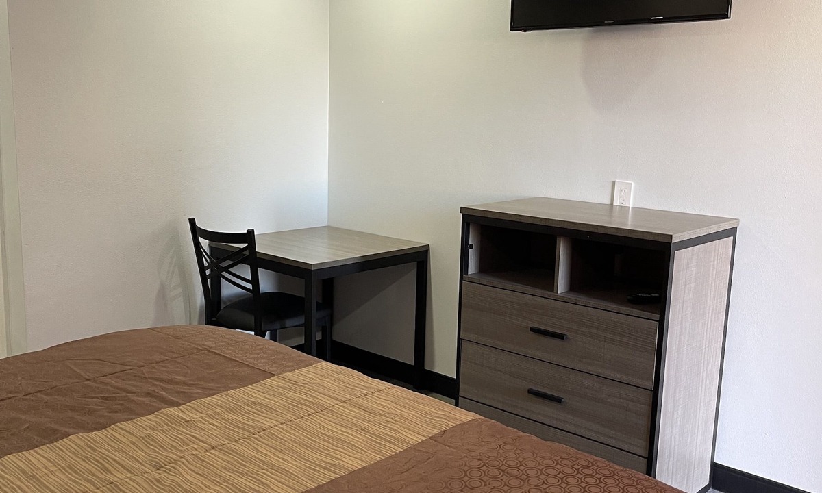 Northwest Anaheim Hotel | Welcome Inn & Suites