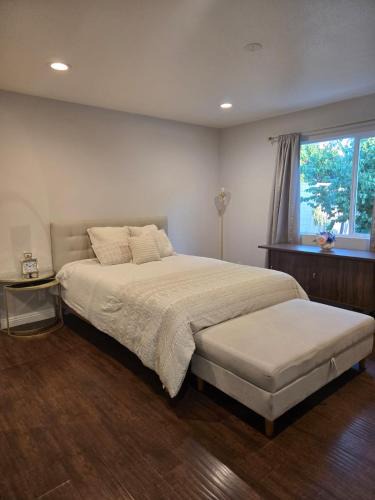 West Hills House | West Hills Game & Garden Retreat